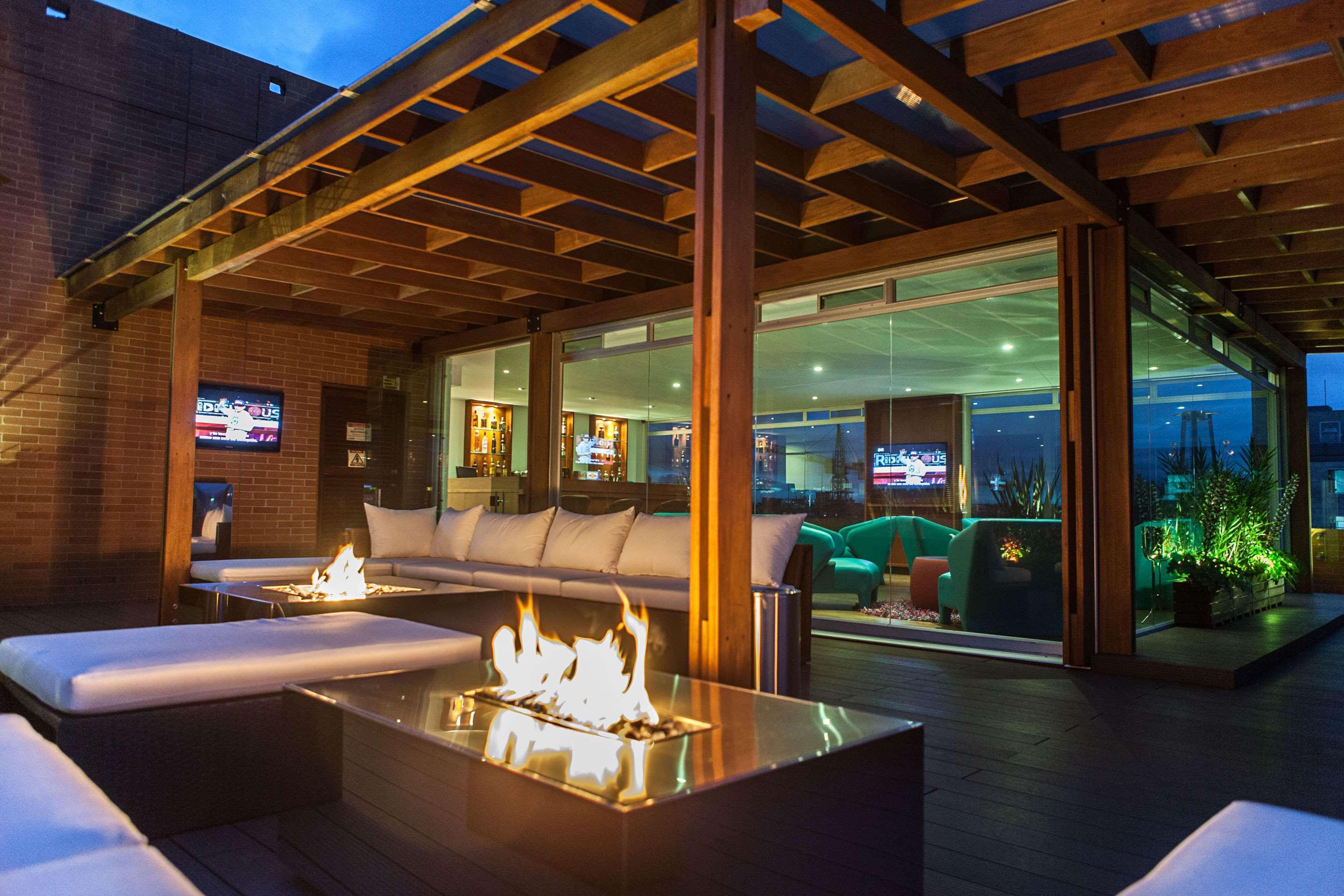 Best Western Plus 93 Park Hotel Bogota Luaran gambar The Sky Bar