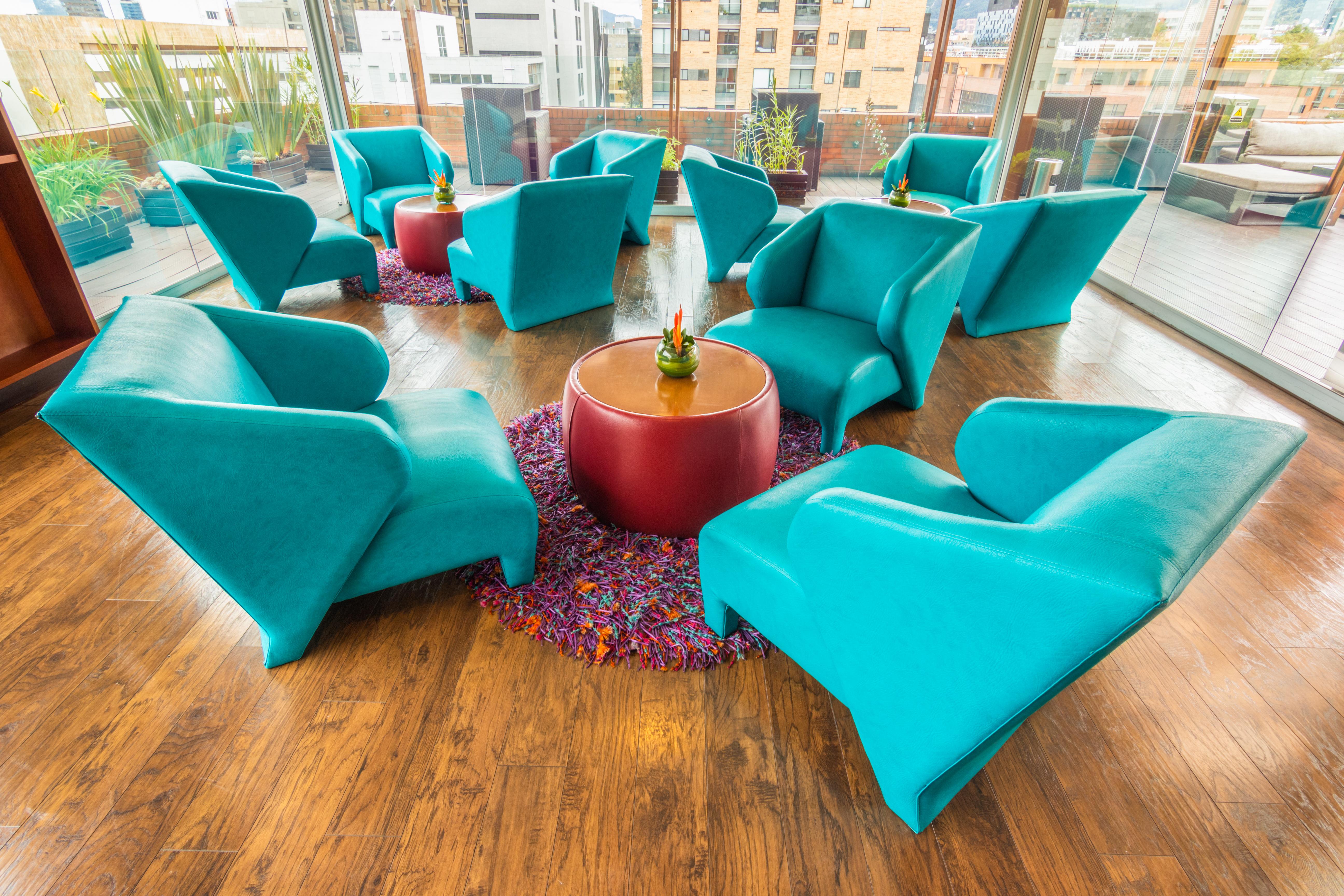 Best Western Plus 93 Park Hotel Bogota Luaran gambar The lounge at the airport