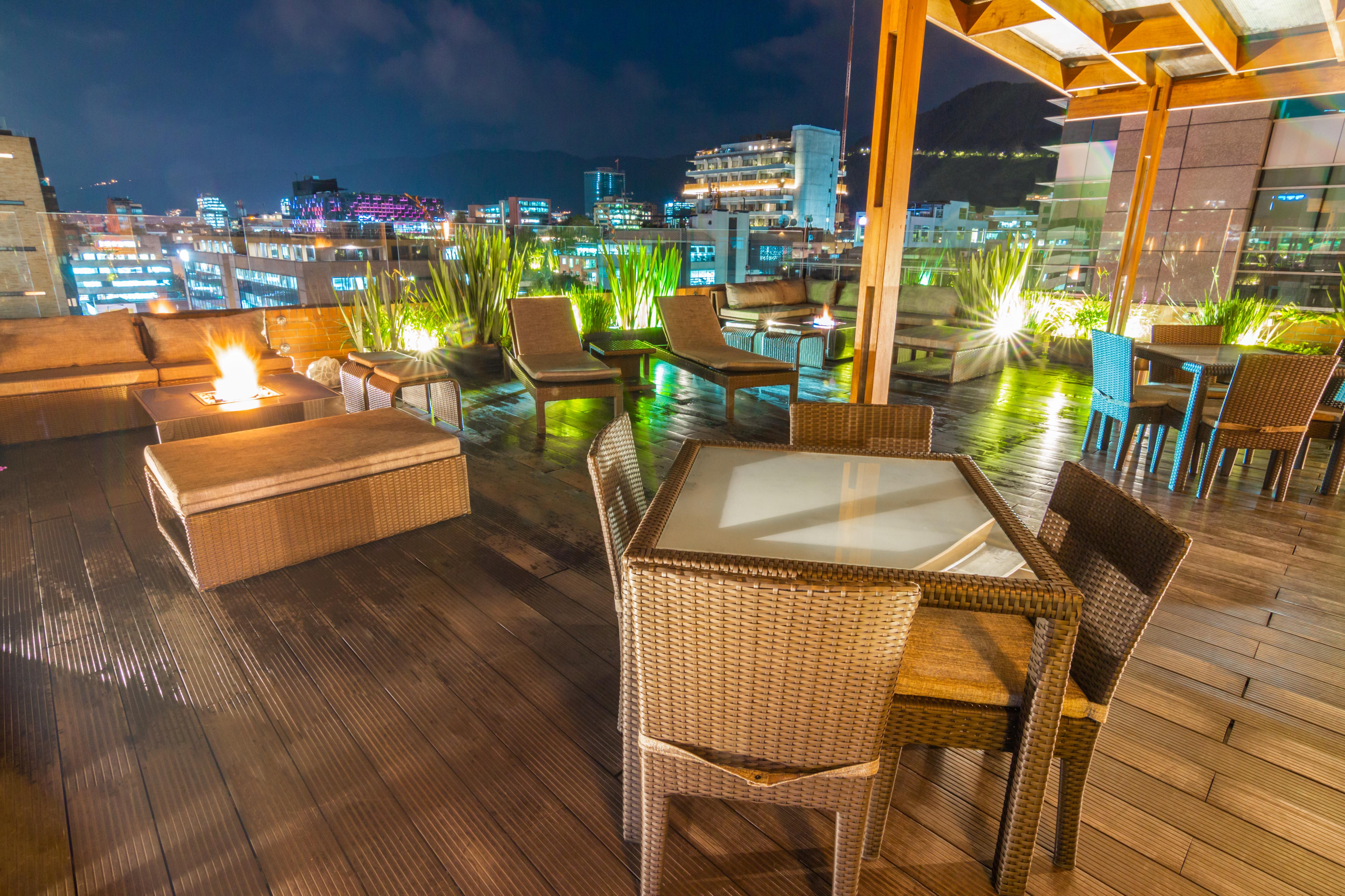 Best Western Plus 93 Park Hotel Bogota Luaran gambar Rooftop bar in Lima, Peru