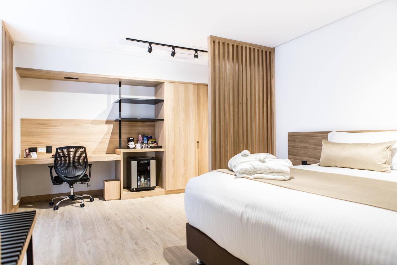 Best Western Plus 93 Park Hotel Bogota Luaran gambar A room at the hotel